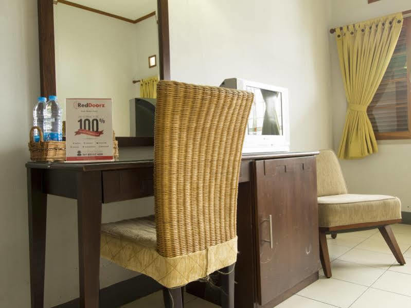 Reddoorz @ Setrasari Hotel Bandung Luaran gambar
